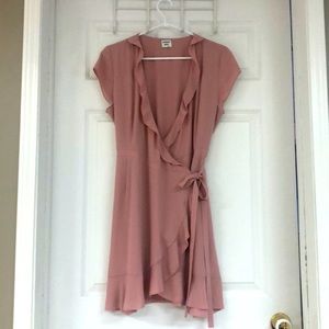 Aritzia Sunday Best Wrap Dress
